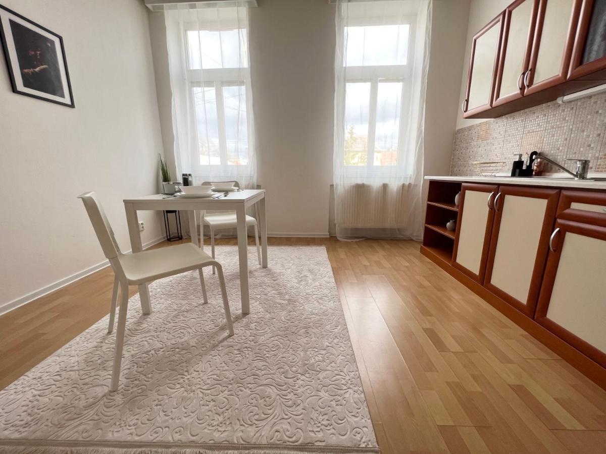Shelby Apartment Košice Exteriör bild